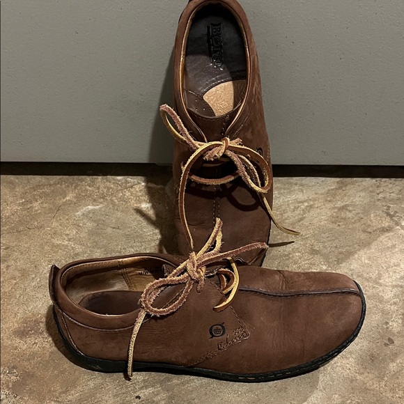 Born Men's Dark Brown Leather Derbys - Picture 2 of 4